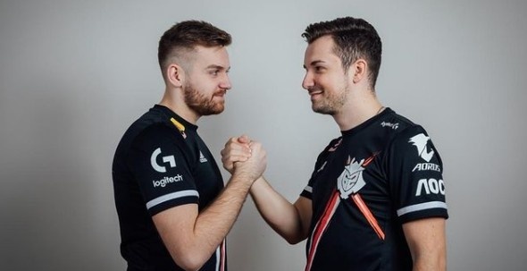 UP官方：经过双方友好的沟通和协商，我们告别 Decade （ Decade ）。