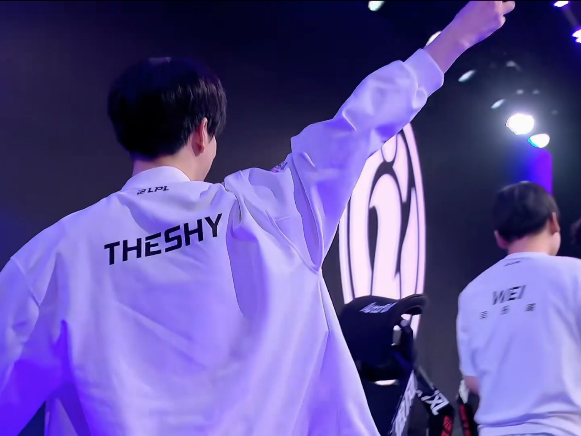 ex-PERA阵容在RMR失败后解散